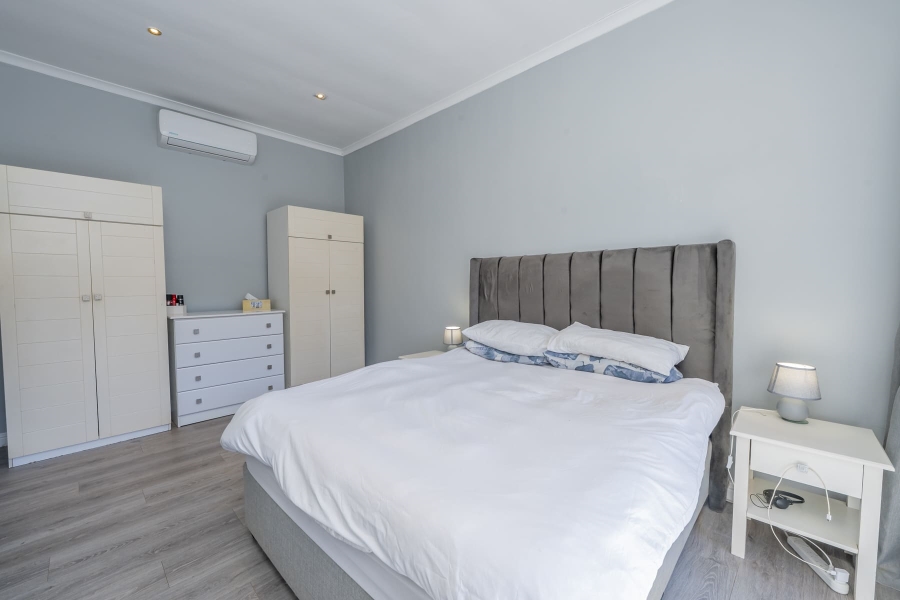 3 Bedroom Property for Sale in Protea Village Western Cape